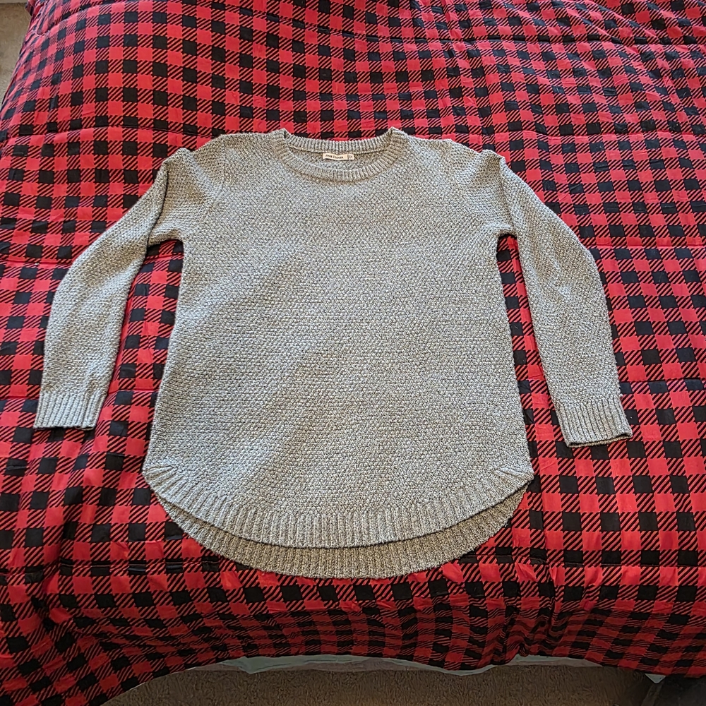 Women's Gray Sweater